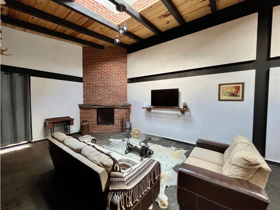 Rancho en venta, cerca de la entrada a la autopista - 5