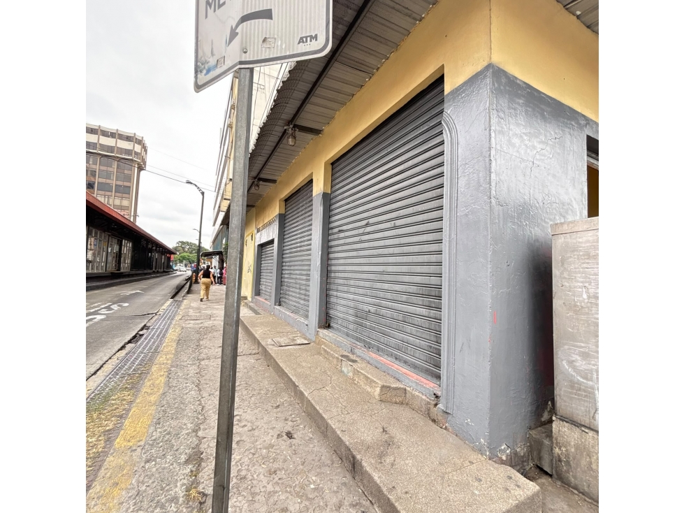 Alquiler de Local en Centro TULCAN Y PRIMERO DE MAYO
