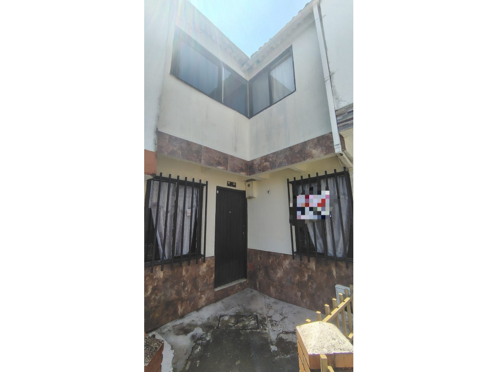 VENDO CASA EN DOSQUEBRADAS- CAMPESTRE D
