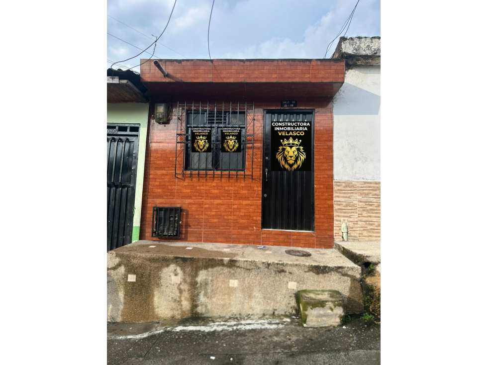 CASA EN VENTA DOSQUEBRADAS CENTRALES DE VERSALLES