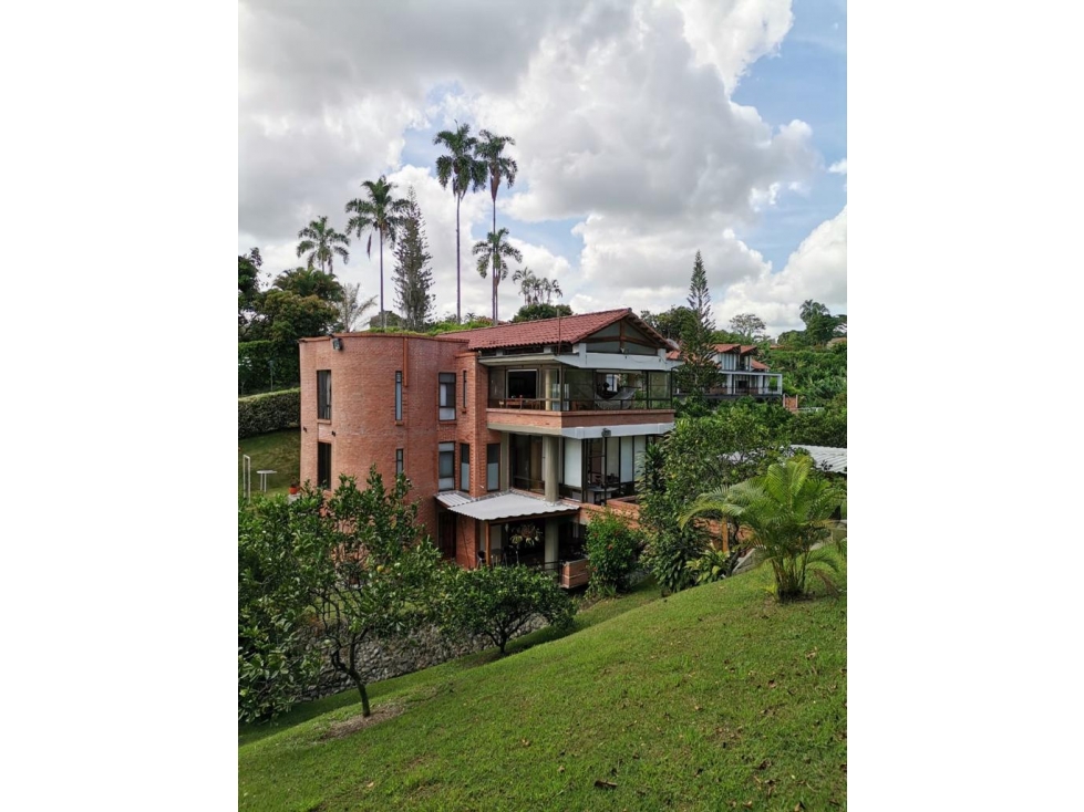 VENDO CASA CAMPESTRE EN CERRITOS