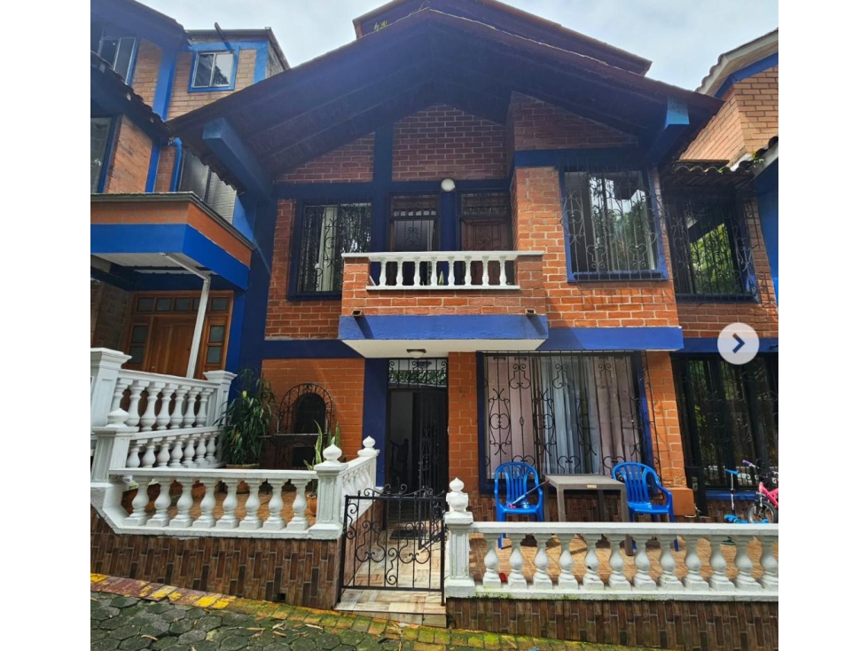 VENDO CASA EN DOSQUEBRADAS