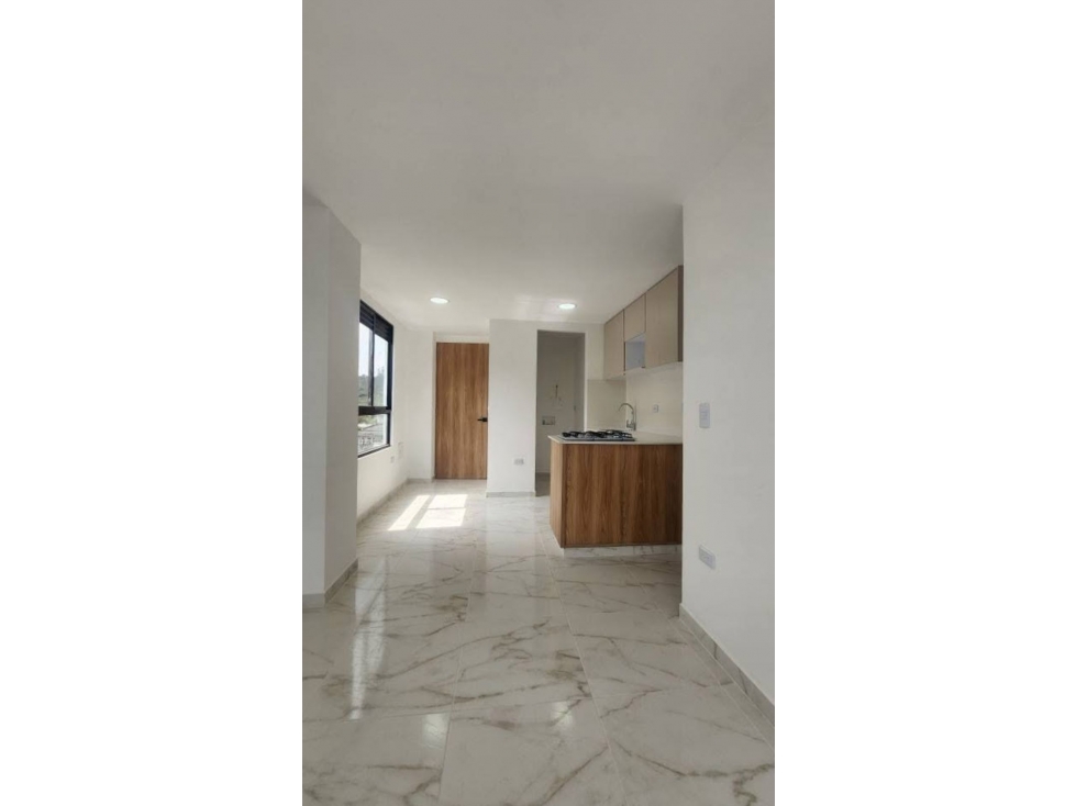 VENDO APARTAMENTO EN SANTA ROSA-LA HERMOSA — foto 2