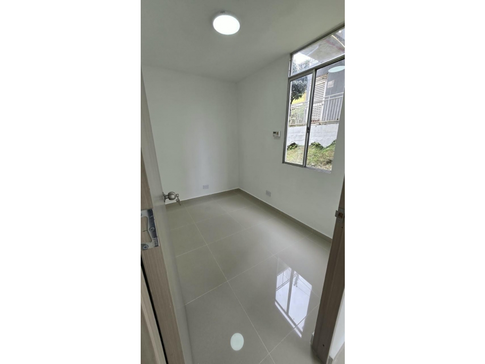 VENDO APARTAMENTO EN MEDELLIN — foto 2