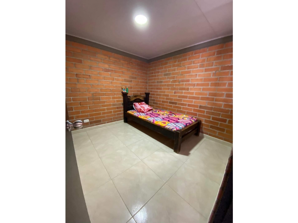 VENDO APARTAMENTO EN SANTA ROSA — foto 2