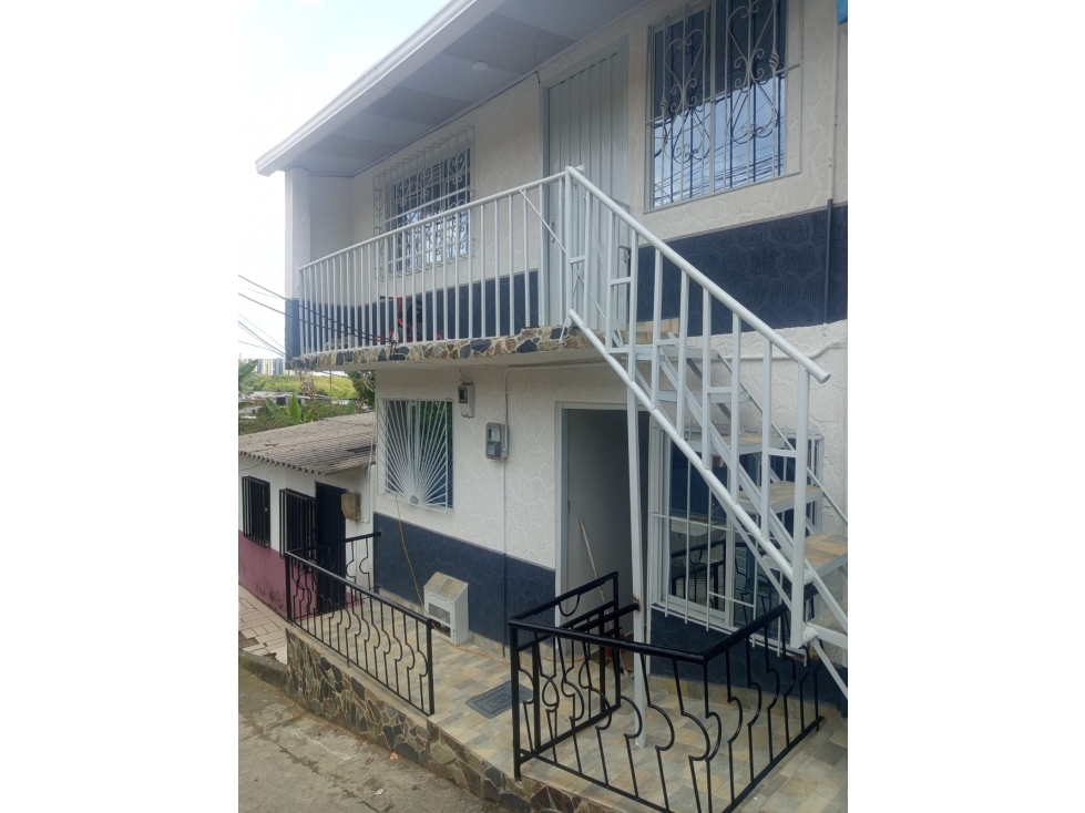 VENDO CASA EN DOSQUEBRADAS