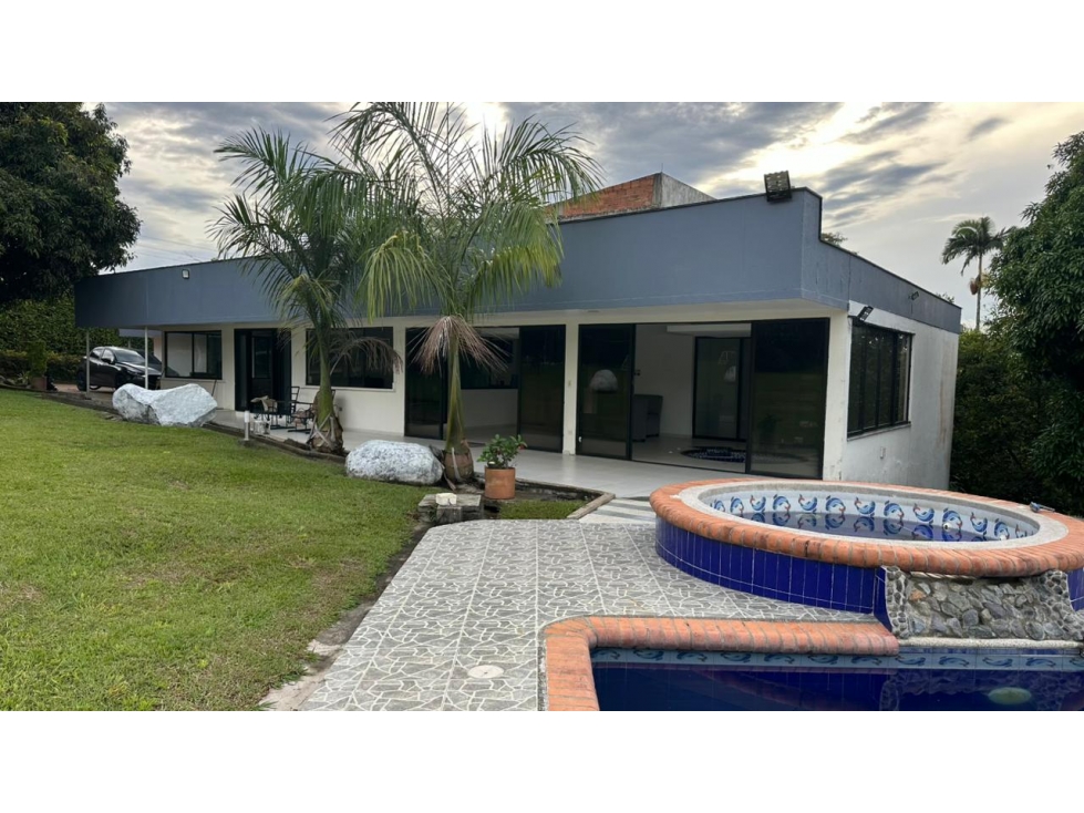 CASA CONDOMINIO LA SIRIA