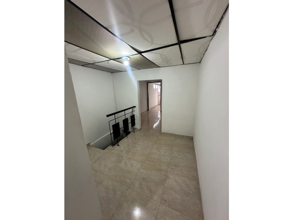 CASA EN VENTA DOSQUEBRADAS CENTRALES DE VERSALLES — foto 3