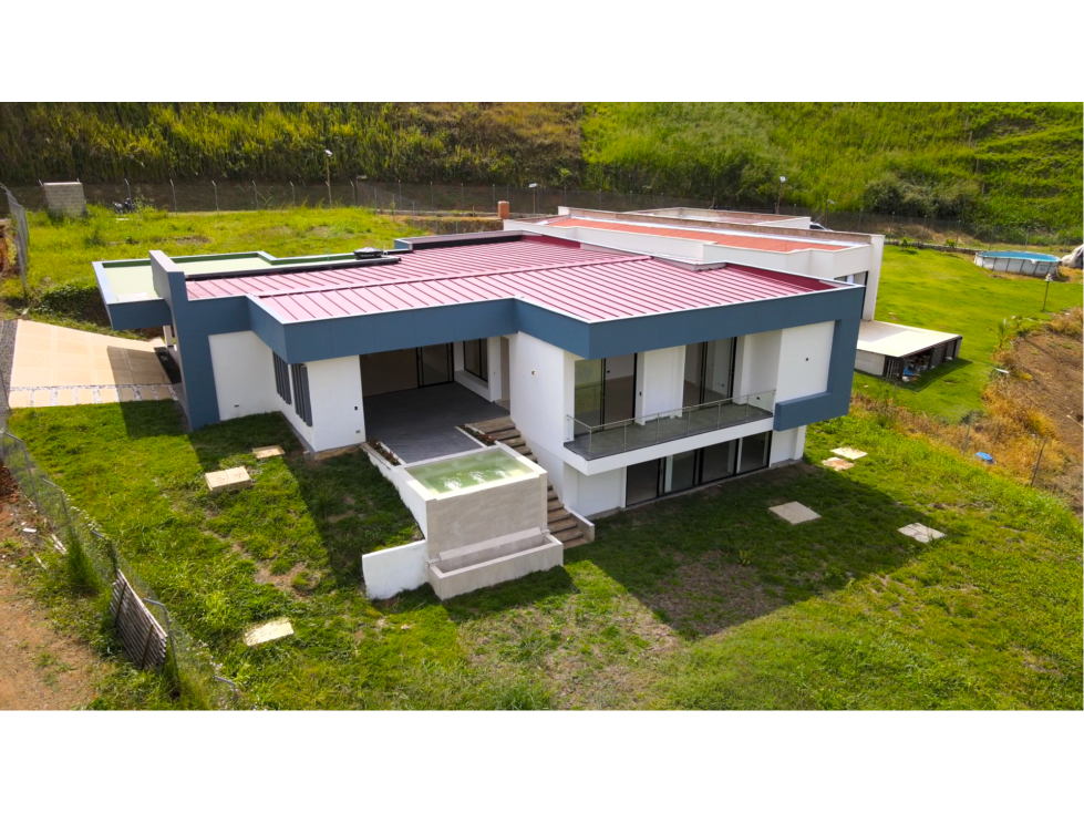 VENDO CASA CAMPESTRE EN CERRITOS — foto 3