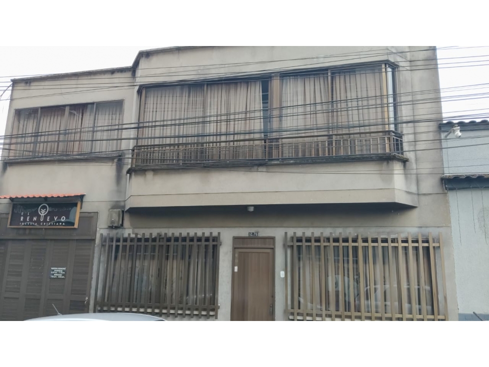 VENDO CASA EN SANTA ROSA EN EL CENTRO — foto 2