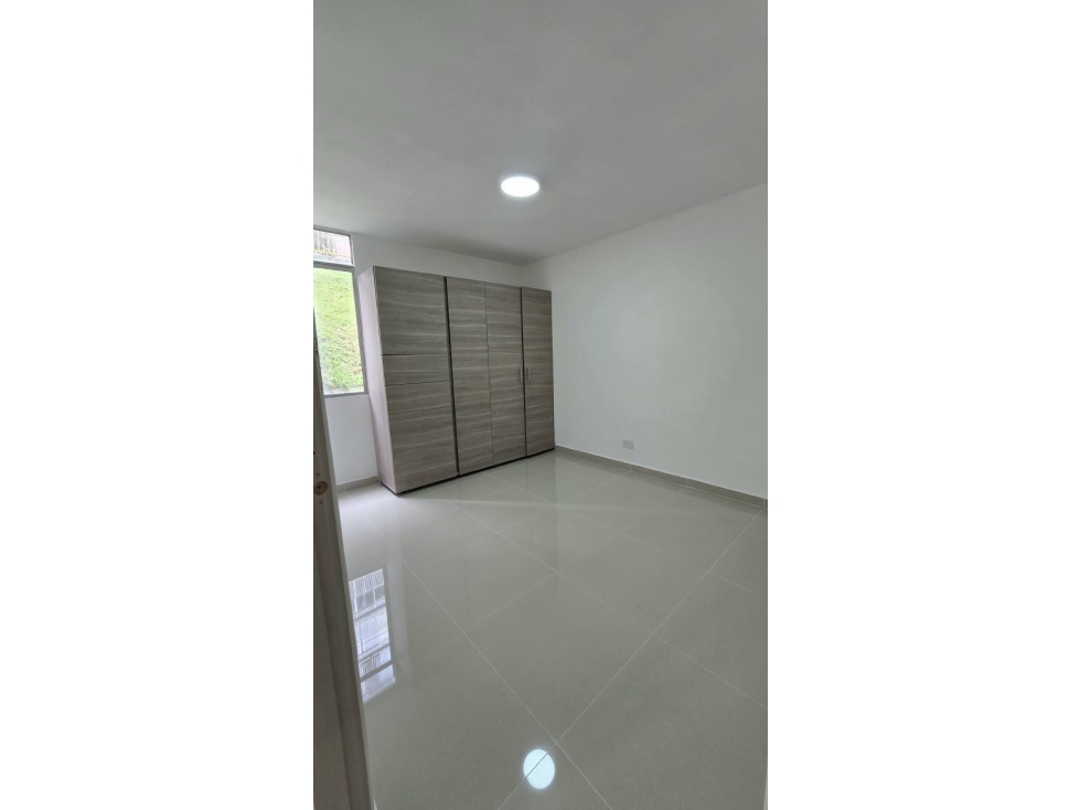 VENDO APARTAMENTO EN MEDELLIN — foto 4