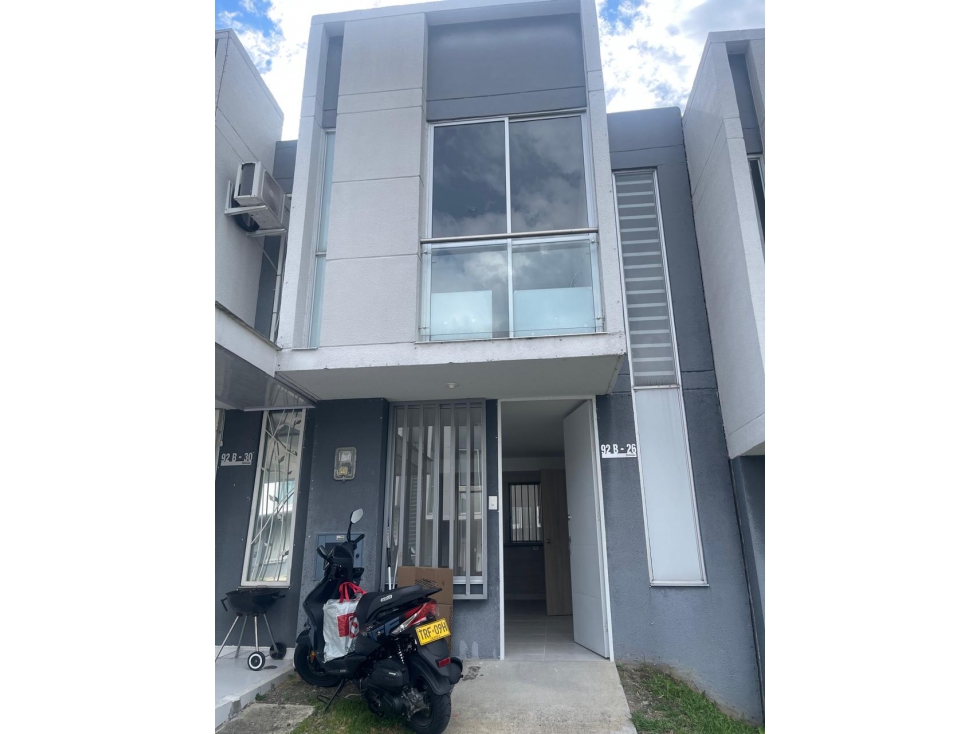 VENDO CASA EN PEREIRA