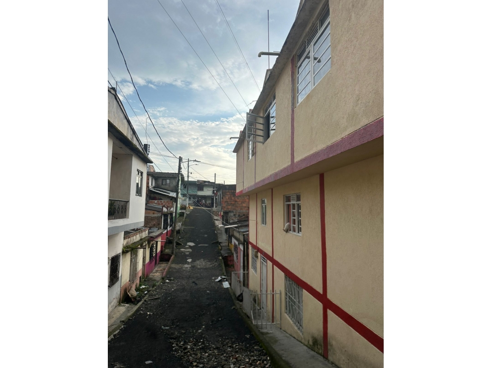 CASA EN VENTA DOSQUEBRADAS CENTRAL DE VERSALLES — foto 6