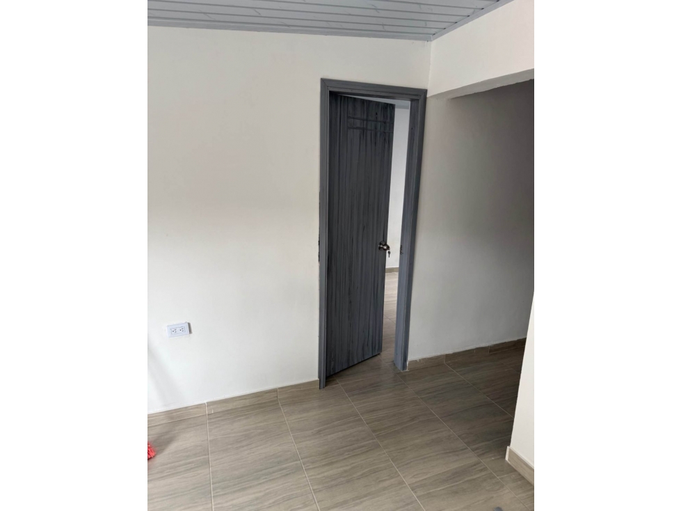VENDO CASA EN DOSQUEBRADAS- CAMILO TORRES — foto 6