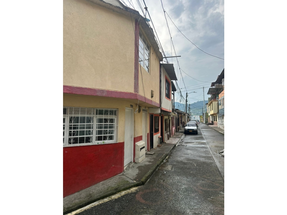 CASA EN VENTA DOSQUEBRADAS CENTRAL DE VERSALLES