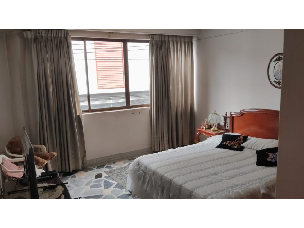 VENDO CASA EN SANTA ROSA EN EL CENTRO — foto 5