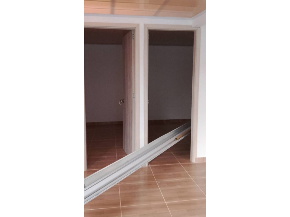 VENDO APARTAMENTO 2 PISO EN SANTA ROSA- LAS AMERICAS — foto 3