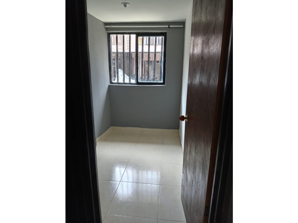 VENDO APARTAMENTO EN PEREIRA
