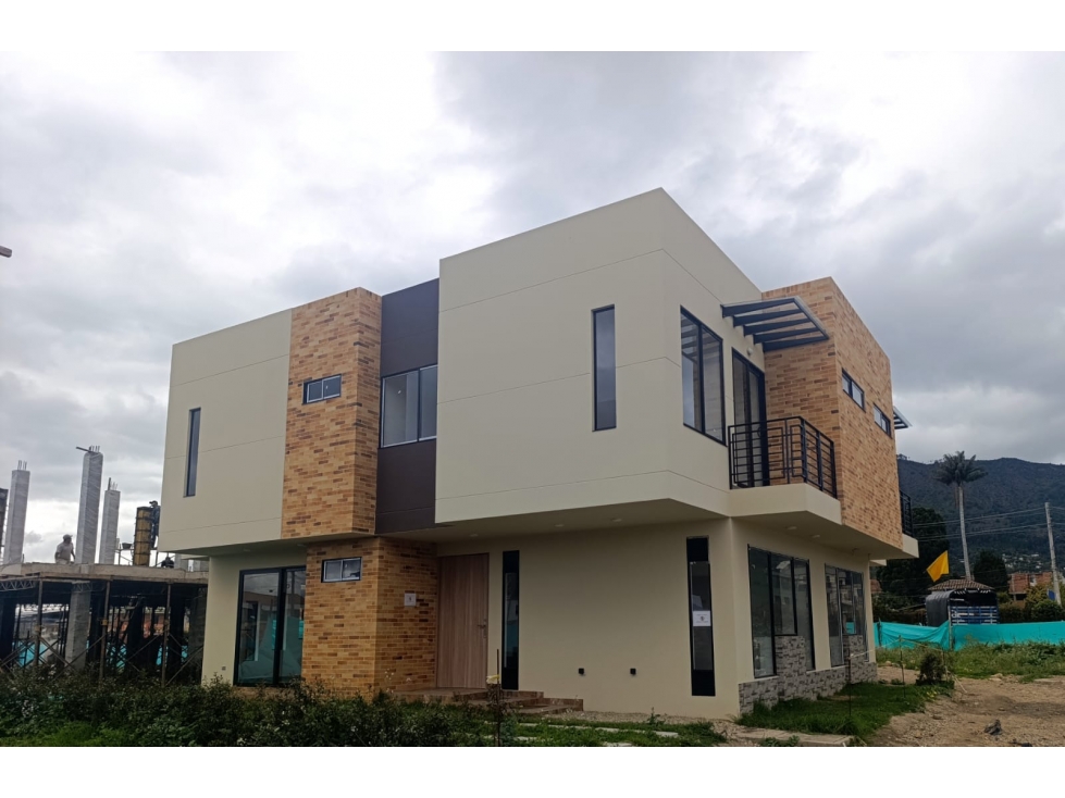 Hermosa Casa en Venta para estrenar