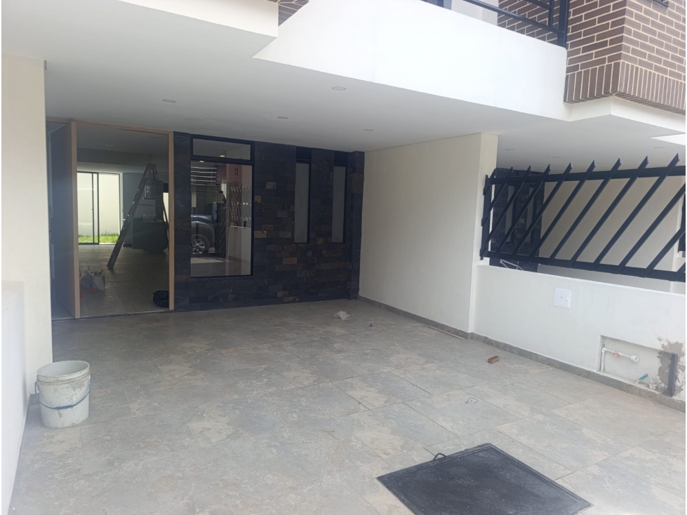 HERMOSA CASA EN VENTA EN EL CENTRO DE COTA — foto 2