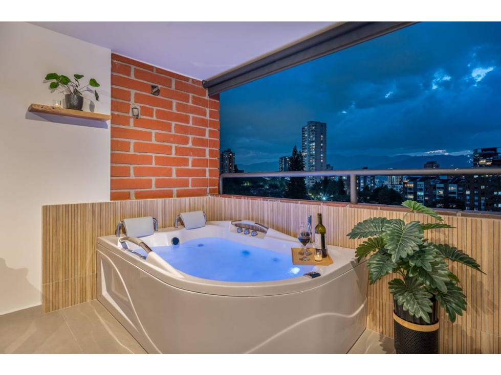 INCREÍBLE PENTHOUSE de 3HAB, 3BA* LAMEJOR ubicación Poblado — foto 3