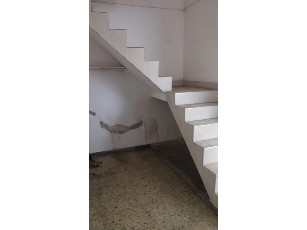 CASA EN VENTA BARRIO SANTA ELENA — foto 6