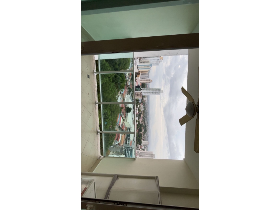 ALQUILER DE APARTAMENTO EN HATO PINTADO - P.H. FORESTA TOWER — foto 2