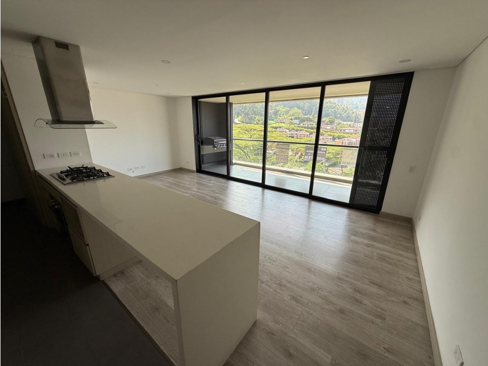 Apartamento en renta sector poblado palmas