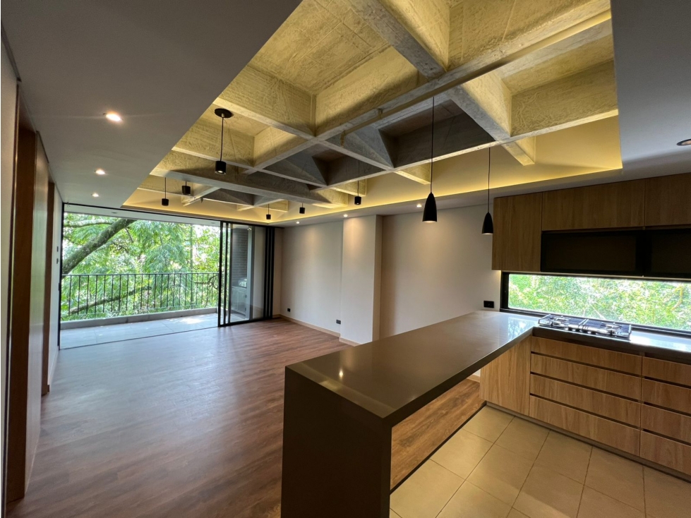 APARTAESTUDIO EN VENTA PARA ESTRENAR CON VISTA VERDE -ENVIGADO