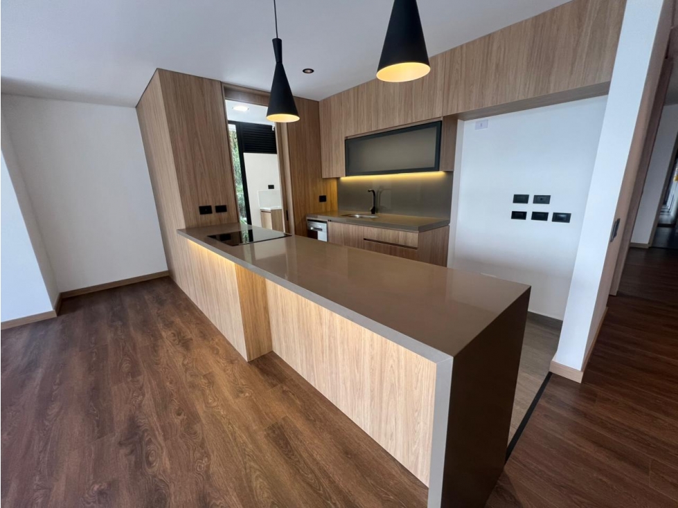VENTA APARTAMENTO EN ENVIGADO LOMA DEL ESMERALDAL