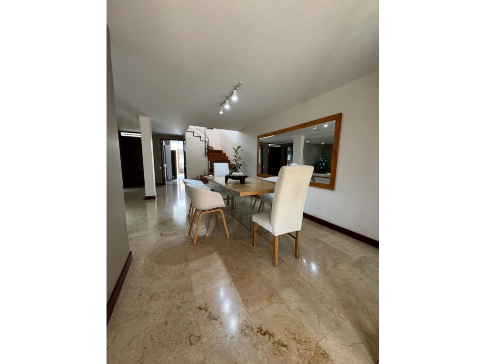 Casa en venta envigado loma de las brujas