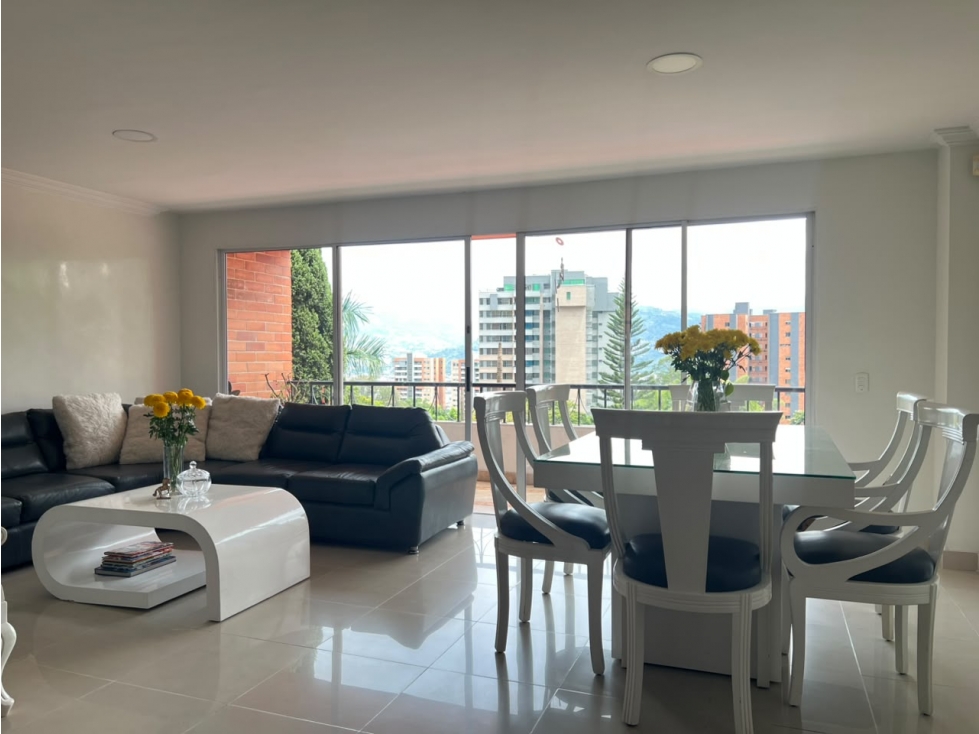 Casa en venta sector envigado la pradera