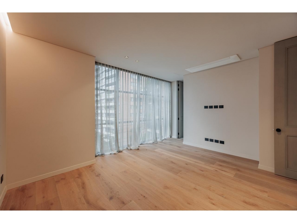 EXCLUSIVO APARTAMENTO PARA VENTA — foto 2