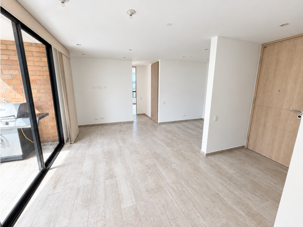 Apartamento en venta sector poblado castropol