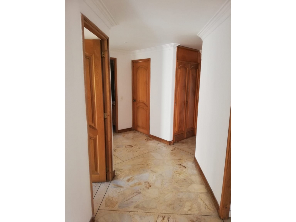 Apartamento en renta sector laureles — foto 4