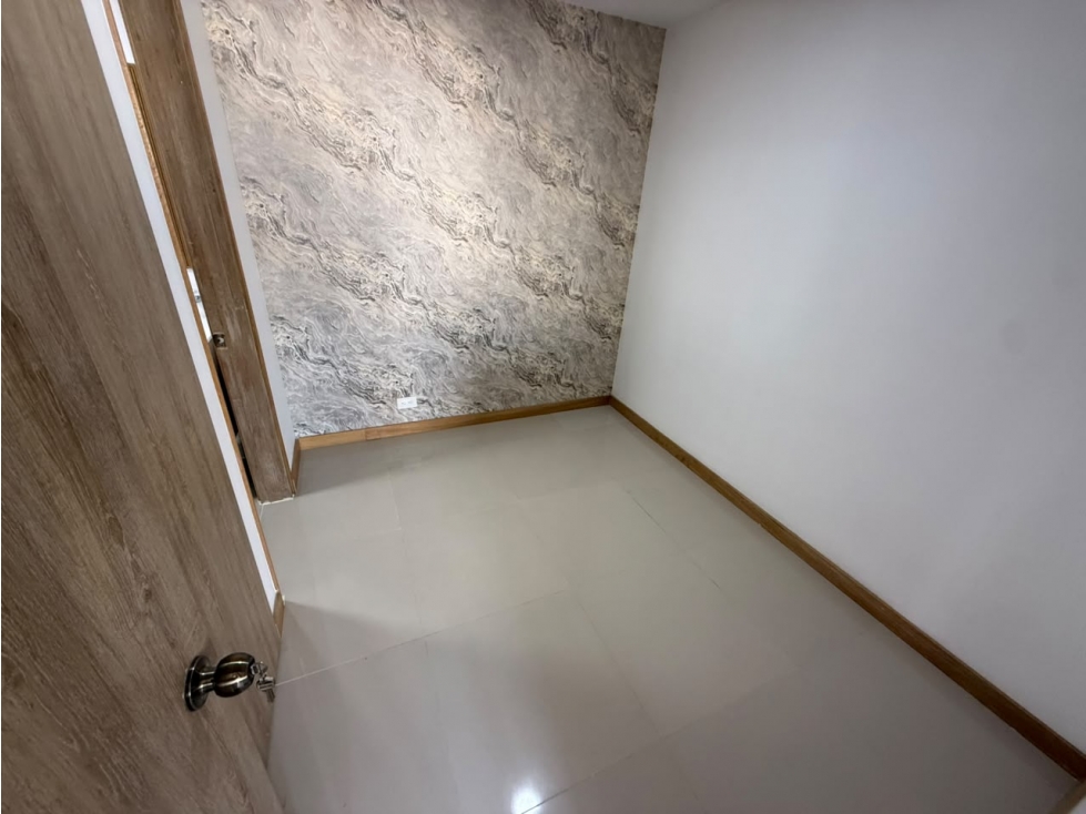 Apartamento en renta sector poblado castropol — foto 5