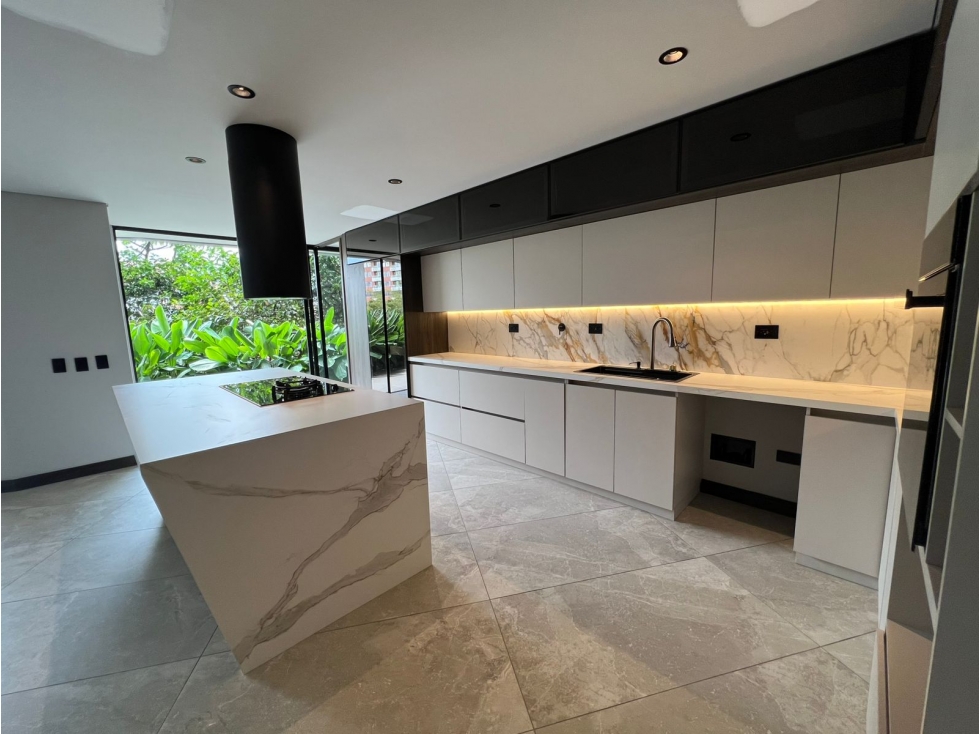 APARTAMENTO DE LUJO PARA ESTRENAR - LOMA DEL ESMERALDAL ENVIGADO