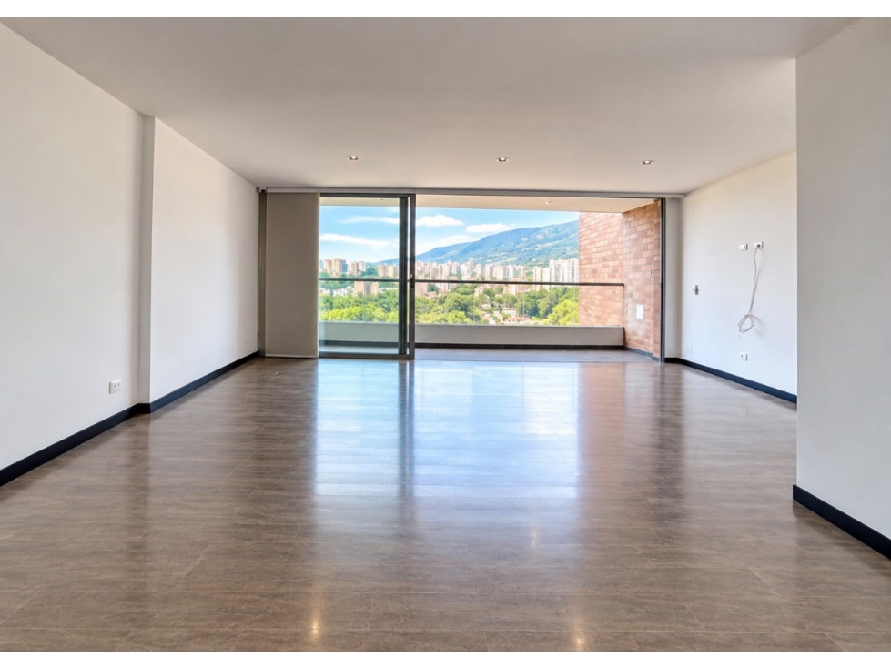 Apartamento en venta sector envigado loma de las brujas