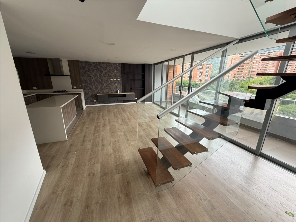 Penthouse en venta o arriendo en Envigado loma de las brujas — foto 4