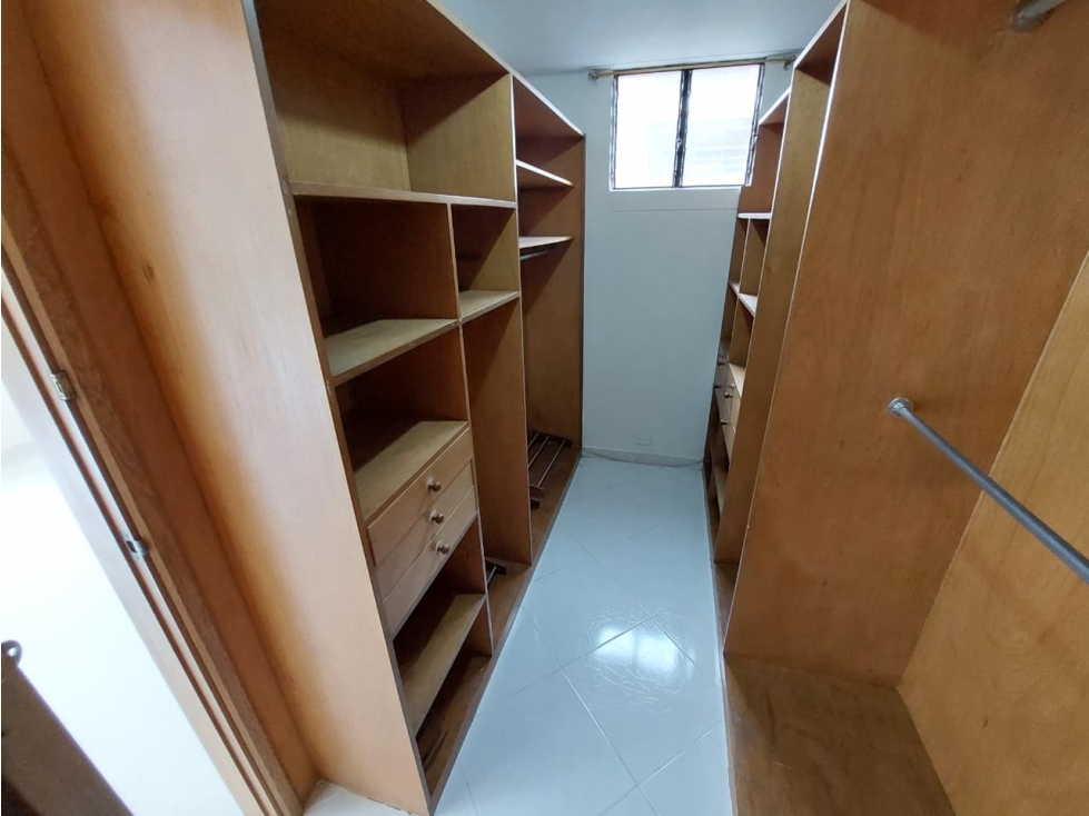 APARTAMENTO EN RENTA -POBLADO — foto 3