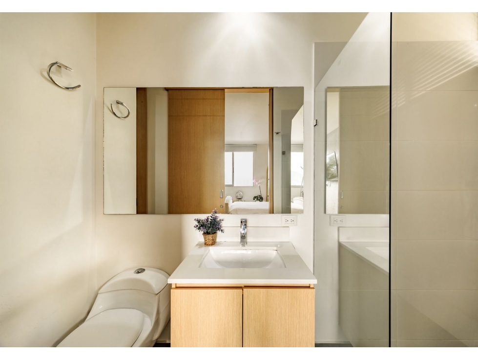 APARTAMENTO EN ARRIENDO EN EL POBLADO — foto 3