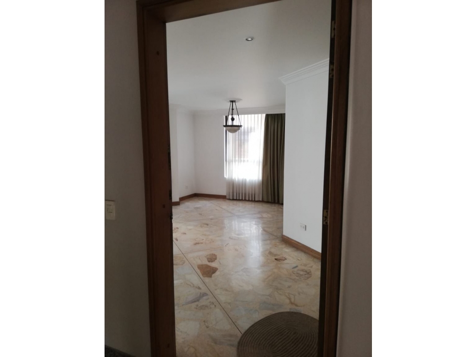 Apartamento en renta sector laureles — foto 2