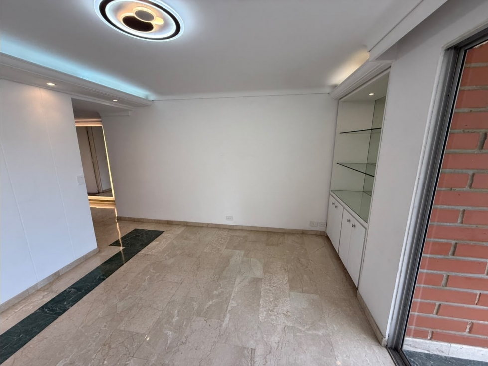 Apartamento en venta y renta sector poblado loma de los parra — foto 3