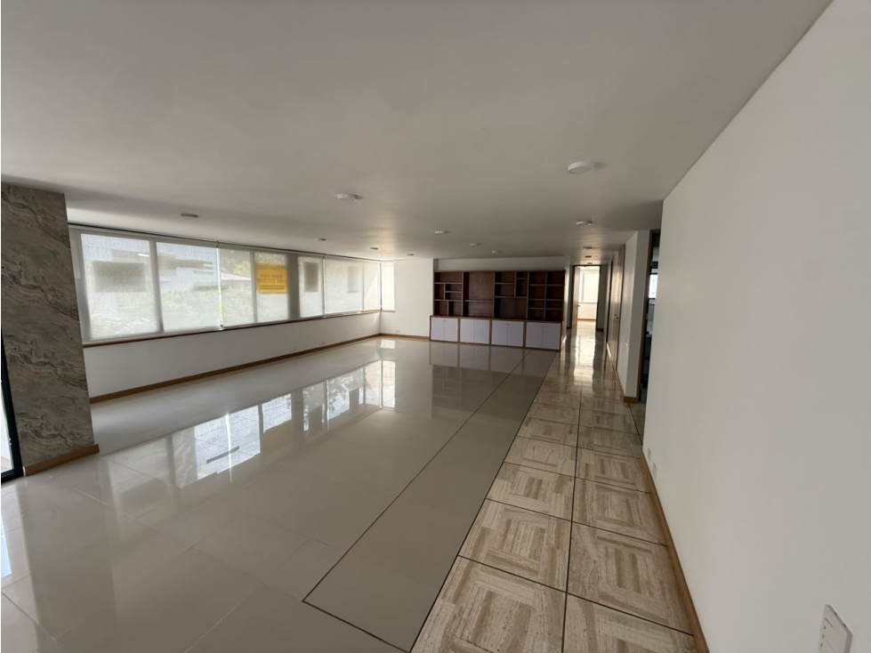 Apartamento en renta sector poblado castropol