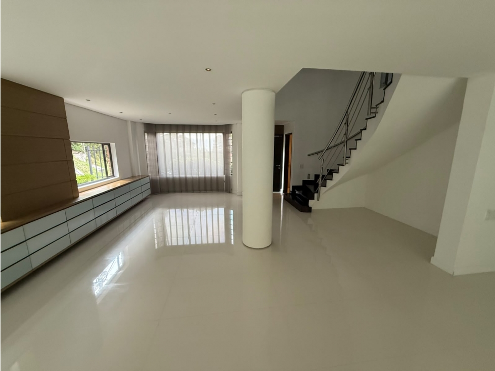 Casa en venta en el poblado , transversal superior - 3