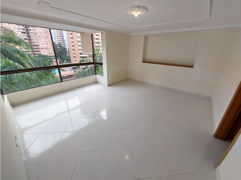 APARTAMENTO EN RENTA -POBLADO — foto 4