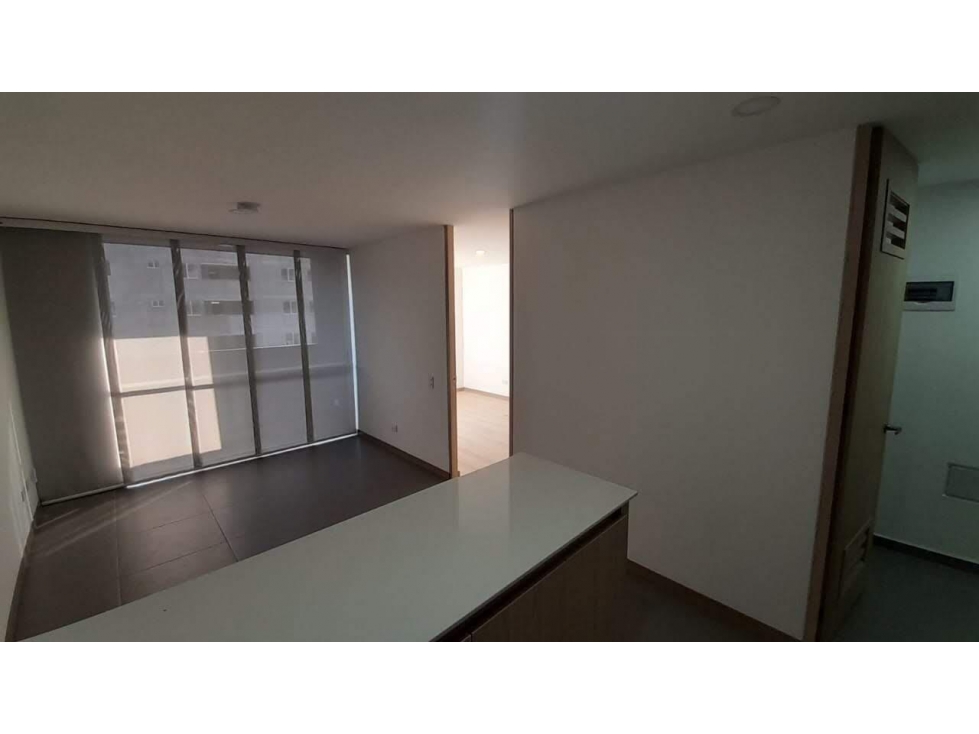 Apartamento en renta sector santa fe medellin — foto 4