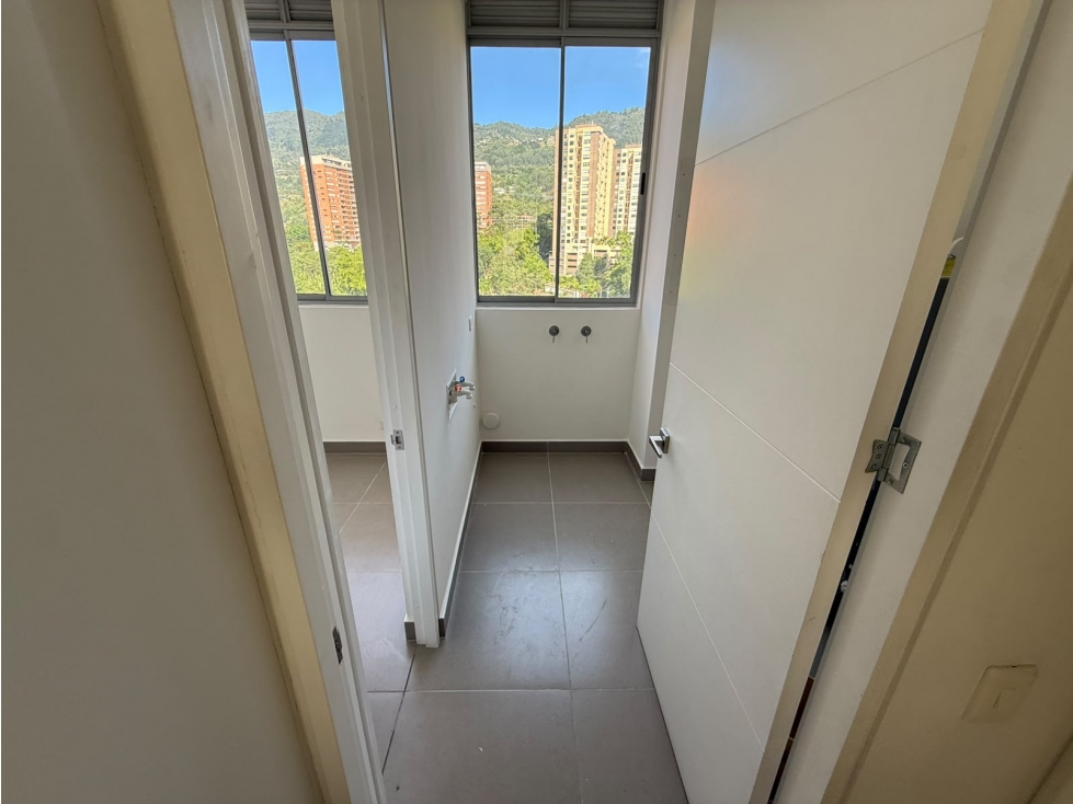 Apartamento en renta sector envigado loma de las brujas — foto 6