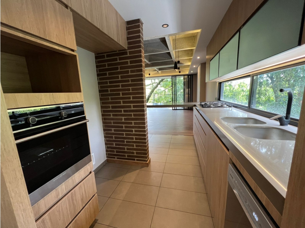 APARTAESTUDIO EN VENTA PARA ESTRENAR CON VISTA VERDE -ENVIGADO — foto 5
