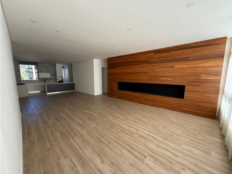 Apartamento en renta sector envigado loma de las brujas — foto 2